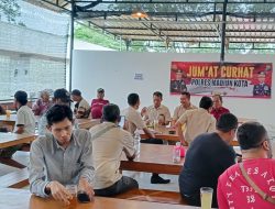 Jumat Curhat, Sat Reskrim Polres Madiun Kota Serap Keluhan Komunitas Ojek dan Tukang Becak Kawasan Stasiun