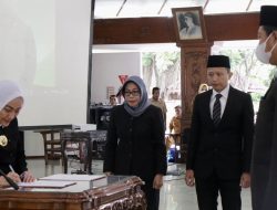 Bupati Bojonegoro Lantik 27 Pejabat, Tekankan Netralitas PNS Jelang Tahun Politik&nbsp;