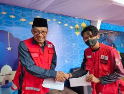 Anggota DPRD Jatim Suwandy Firdaus Lakukan Sidak dan Berikan Santunan Kepada Relawan PMI