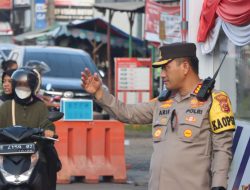 Kapolresta Cirebon Pantau Arus Balik Di Pospam Palimanan