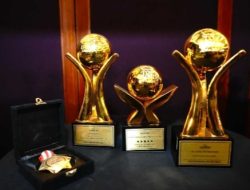 Bupati Bojonegoro Terima Penghargaan TOP Pembina BUMD 2023