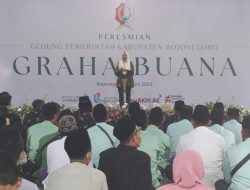 Resmikan Gedung Graha Buana, Bupati Bojonegoro Minta Pemkab Tingkatkan Pelayanan
