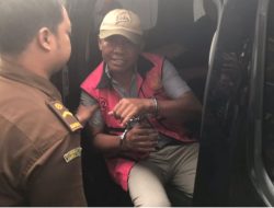 Jadi Tersangka Kasus Korupsi APBDes, Kades Lolawang Ngoro Mojokerto Ditahan Kejaksaan