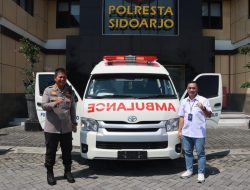 Jelang Operasi Ketupat Semeru, Polresta Sidoarjo Terima Mobil Ambulance dari BRI
