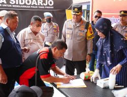 Memastikan Perjalanan Mudik Aman, Polresta Sidoarjo Tes Urine Kru Bus