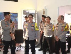 KaKor Sabhara Baharkam Polri Cek Pos Terpadu Terminal Purabaya