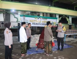 Polresta Sidoarjo Serahkan Bantuan Pembangunan Masjid Nurul Iman Sedati Gede