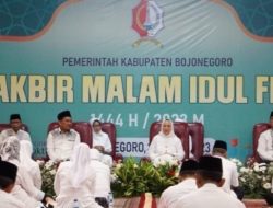 Bupati Bojonegoro dan Forkopimda Gelar Takbir Bersama Di Pendopo
