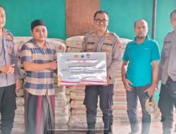 Untuk Pembangunan Pondok Pesantren Nurul Qur’an, Kapolres Tulungagung Wakafkan Semen