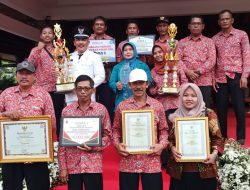 Upacara Hari Jadi Kabupaten Mojokerto ke – 730, Bupati Ikfina Bagikan Berbagai Penghargaan