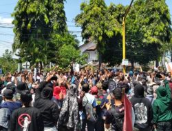 Ribuan Petani Ijen Bondowoso Turun Gunung, Unjuk Rasa Tuntut Pupuk Subsidi dan Ancam Golput di Pemilu 2024