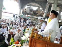 Anies Baswedan Hadiri Haul Akbar Habib Sholeh bin Muhsin al Hamid Tanggul Jember