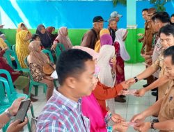 Pemdes Labuhan Ratu Pasar Lampura Salurkan BLT DD Tahap Pertama Tahun 2023 Kepada 70 KPM