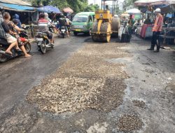 Perbaikan Jalan Rusak Terus Dikebut, Bupati Gus Muhdlor: Target Kami Jalan Kabupaten Sidoarjo Semuanya Mulus