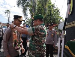 Sinergitas dan Solidaritas TN I- Polri, Dandim 0824 Gelar Tradisi Sambut – Lepas Kapolres Jember di Makodim