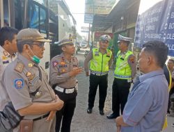 Cegah Kemacetan, Petugas Gabungan Tertibkan Terminal Bayangan di Brebes