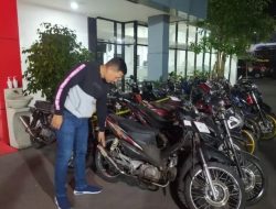 Satuan Satlantas Polres Ponorogo Mengamankan Belasan Pemuda Bermotor Membawa Sajam