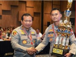 Kapolres Madiun Mendapat Trophy Penghargaan dari Kapolda Jatim