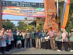 Tim Penilai Lomba Kelurahan Berseri Tingkat Provinsi Jatim Kagum dan Bangga Lingkungan RW O4 GPI