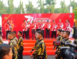 Fun Walk Dengan Lintas Elemen, Kapolri Gaungkan Jaga Persatuan-Kesatuan Bangsa