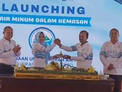 Bupati Mojokerto Launching Air Minum Dalam Kemesan MASA Produksi Perumdam Mojopahit Mojokerto