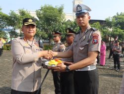 Hari Bhayangkar Ke-77, Sebanyak 85 Anggota Polresta Sidoarjo Dapatkan Kenaikan Pangkat
