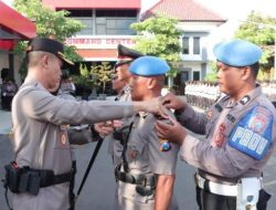 Kapolres Ponorogo Melaksanakan Upacara, Serah Terima Jabatan Kapolsek Pudak.