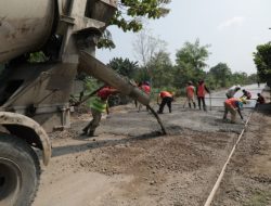 Ruas Jalan Tarik – Mliriprowo Kecamatan Tarik  Sidoarjo Mulai Pengecoran