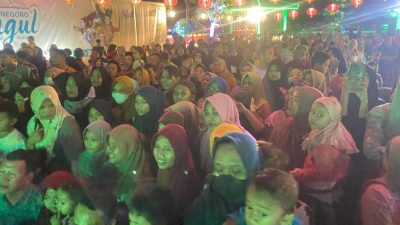 Warga Banjiri Galeri Bengawan, Saksikan Kemeriahan Bojonegoro Thengul International Folklore Festival 