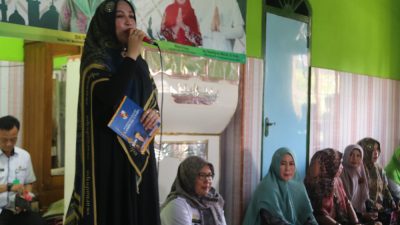 Waka TP-PKK Lampura Hadiri Pengajian Muslimat NU di Desa Tanjung Harapan