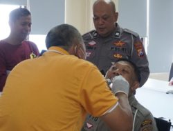 Anggota Polresta Sidoarjo Ikuti Pemeriksaan Kesehatan Gigi dan Mulut