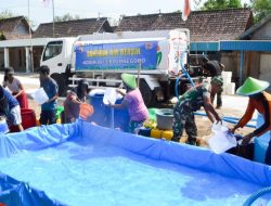 Kodim Bojonegoro Suplai 15000 liter Air Bersih untuk Warga Desa Nganti