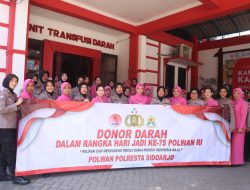 Peringati HUT ke-75 Tahun, Polwan Sidoarjo Donorkan Darah