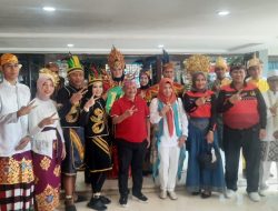 Bupati Karna Lepas Pawai Budaya HUT Kemerdekaan RI ke-78 dan Harjakasi ke-205