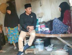 Ketua Komisi A DPRD Sidoarjo H.M. Dhamroni Chudlori MSi., Kunjungi Warga Krembung yang Mederita ODGJ