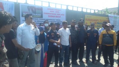 Masyarat Desa Kanci bersama LSM dan Ormas Demo PLTU II Kanci Cirebon