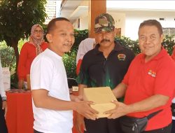 Meriahkan HUT RI ke-78, Camat Prajurit Kulon Gelar ‘Gebyar Jalan Sehat’ Berhadiah Door Prize Sebuah iPhone