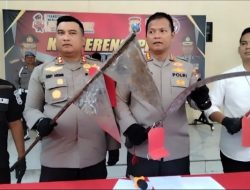 Viral di Medsos, Tiga Remaja Membawa Sajam di Jalan Umum Diringkus Polisi Sidoarjo