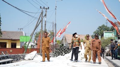 Bupati Sidoarjo Sidak Proyek Betonisasi Ruas Tarik- Mliriprowo Capai 42 %