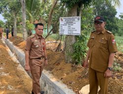 Program Fisik Desa Labuhan Ratu Kampung Tahun 2023 Rampung, Camat Sungkai Selatan Dampingi Proses Serah Terima