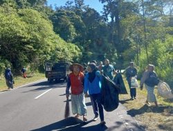 Operasi Bersih Gunung, Perhutani bersama Forpimcam Plaosan Wujud Kepedulian Terhadap Jalur Gunung Lawu Magetan