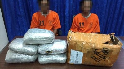 BNN Bali Ringkus Dua Pelaku Pengirim dan Penerima Narkoba, Amankan Barang Bukti 5,4 Kilogram Ganja