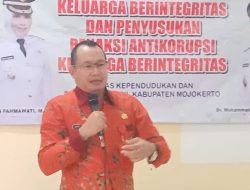 Dispenduk Capil Kabupaten Mojokerto Selenggarakan Sosialisasi Keluarga Berintegritas Anti Korupsi