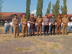 Bupati Sumenep Pimpin Apel Pagi Setelah Kembali Dibuka Pintu Gerbang SMK Negeri 1 Kalianget