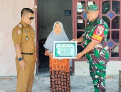 Listrik Gratis dari Babinsa Kodim Bojonegoro, Kado Indah TNI untuk Sulastri