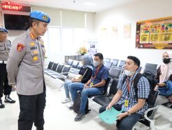 Pastikan Pelayanan Prima, Kabidpropam Cek Pelayanan Publik di Polda Jateng