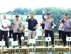 HUT Humas Polri ke-72 Dirayakan Dengan Gerakan Pelestarian Lingkungan