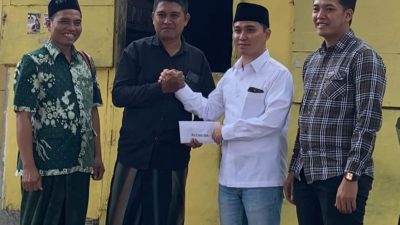 Wabup Mojokerto Gus Barra Berikan Bantuan Dengan Uang Pribadinya Kepada Masyarakat Tertimpa Bencana Angin Puting Beliung