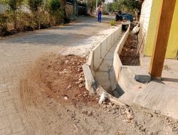 Tak Ada Papan Informasi, Proyek U-Ditch di Desa Dander Terkesan Sembunyi sembunyi