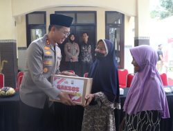 Pengasuh Ponpes Ainun Ulum Apresiasi Kepedulian Polres Ponorogo Kepada Para Santri dan Warga Pulung